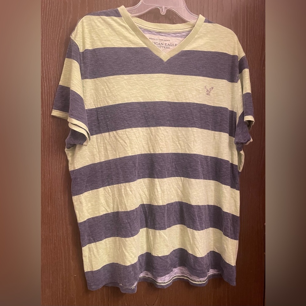 American Eagle Outfitters Mens Green/Blue striped  V Neck Pullover T Shirt Sz XL